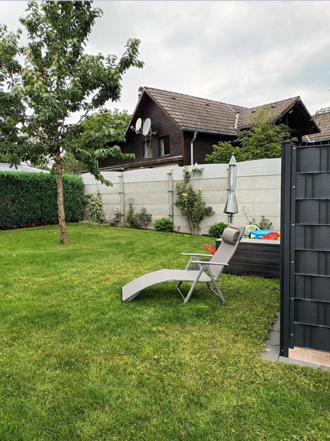 Zum Rosenhuegel Villa Hellenthal Luaran gambar