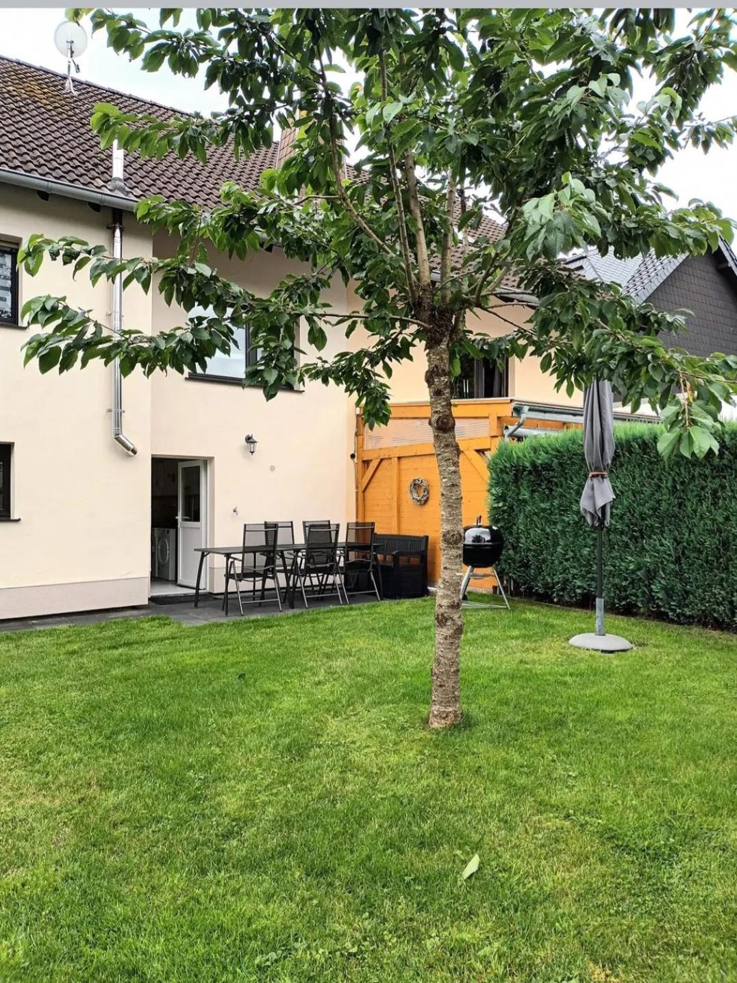 Zum Rosenhuegel Villa Hellenthal Luaran gambar