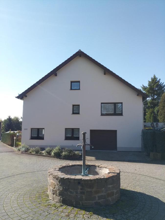 Zum Rosenhuegel Villa Hellenthal Luaran gambar